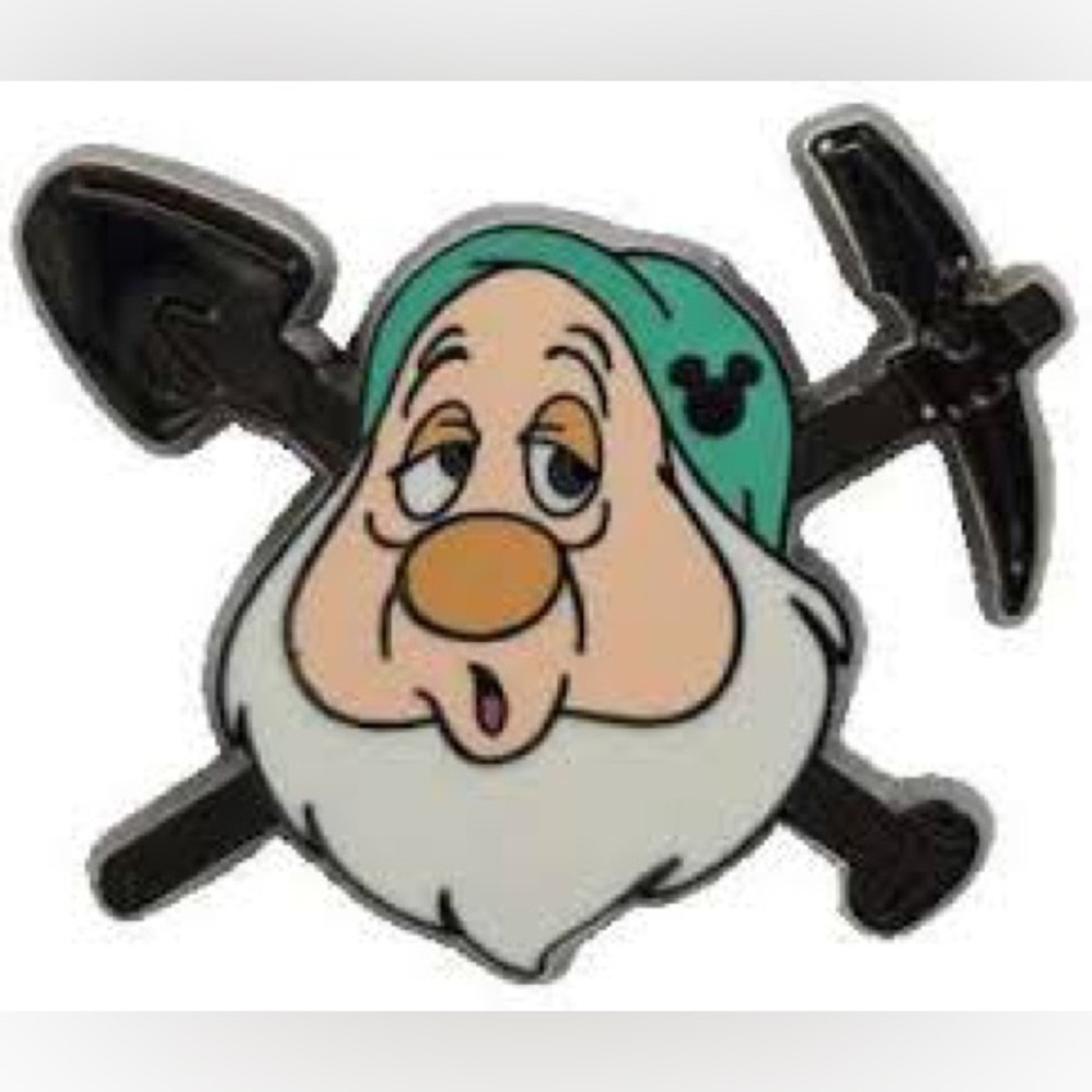 Dopey Enamel Pin - Mint Hat Disney Character